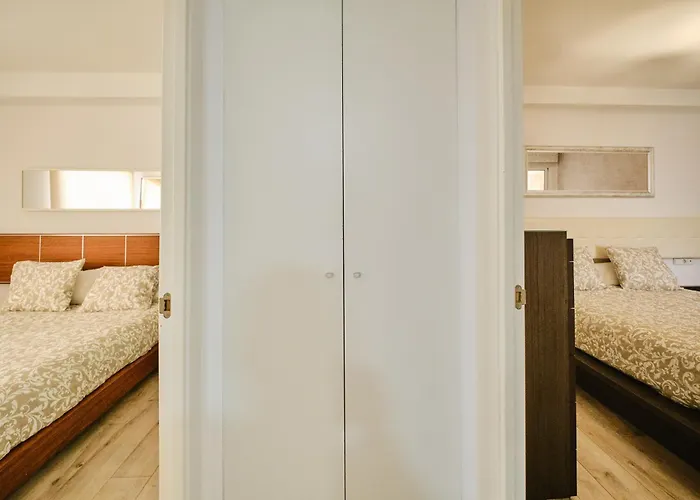 Serrano Flat Apartment Valencia